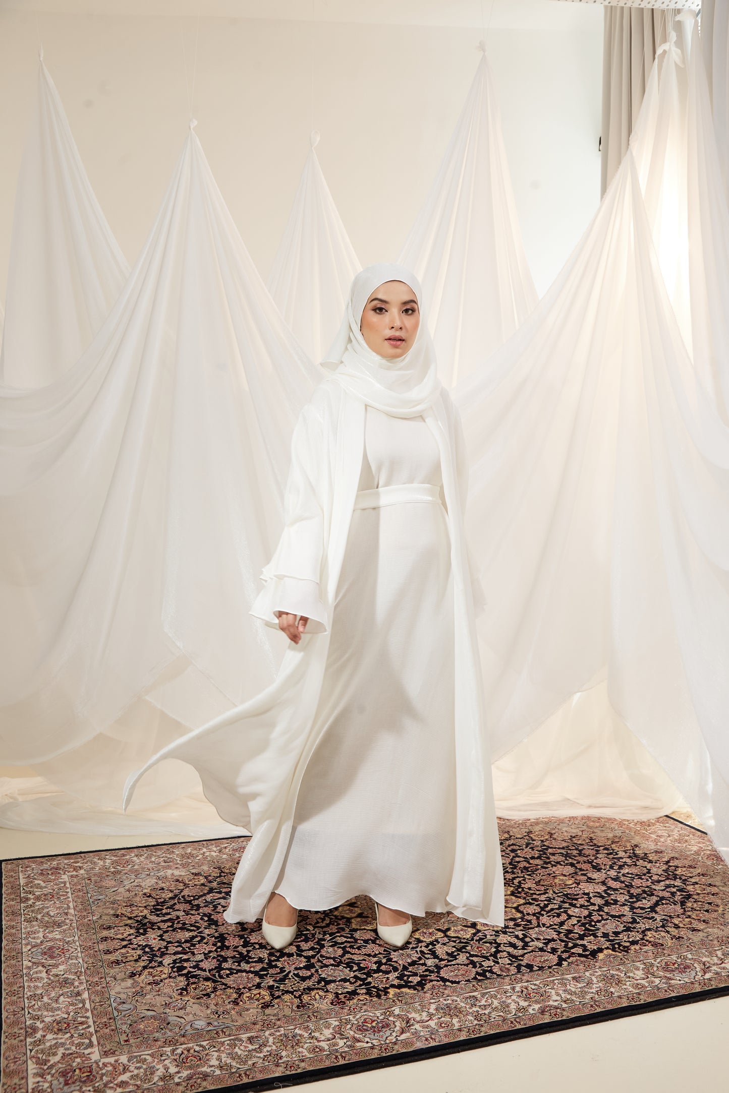 Kamelia Luxury Two Piece Abaya - Ivory White