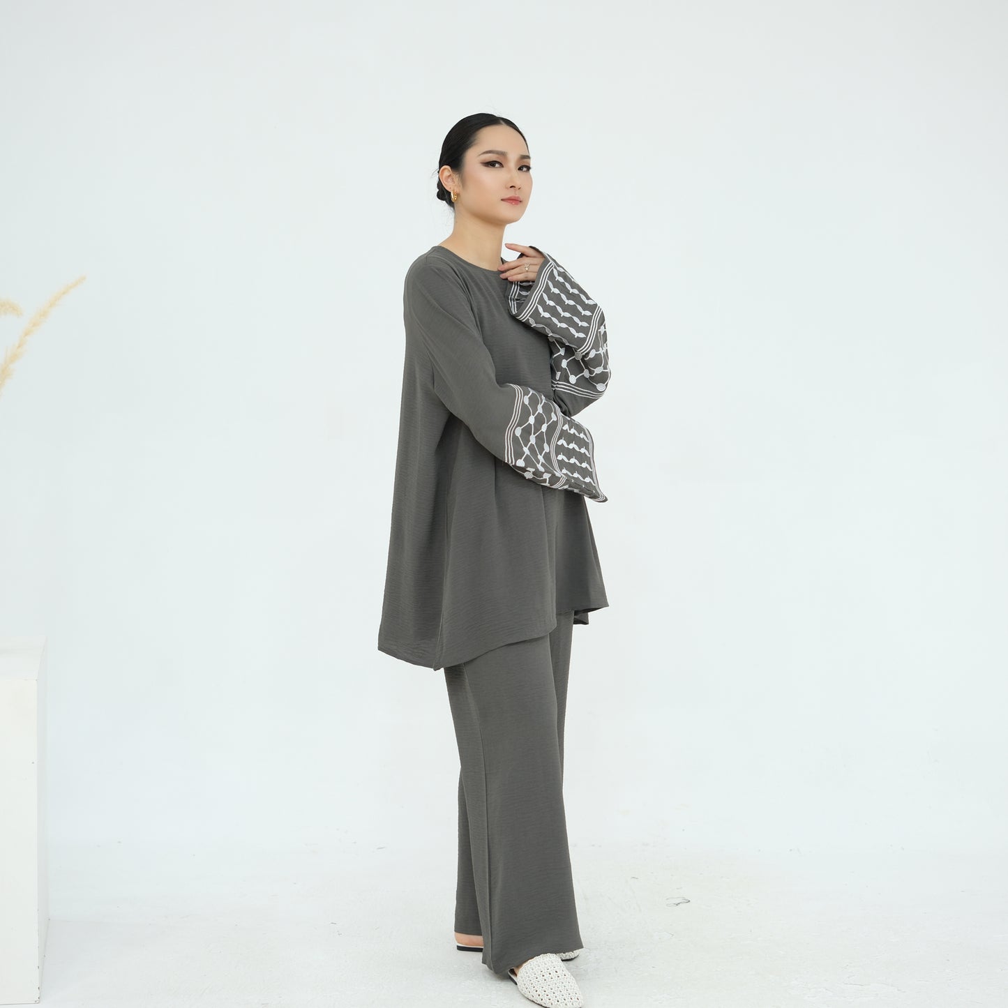 Palestine Keffiyeh Embroidery Two-Piece Co-ord Set - Army Green