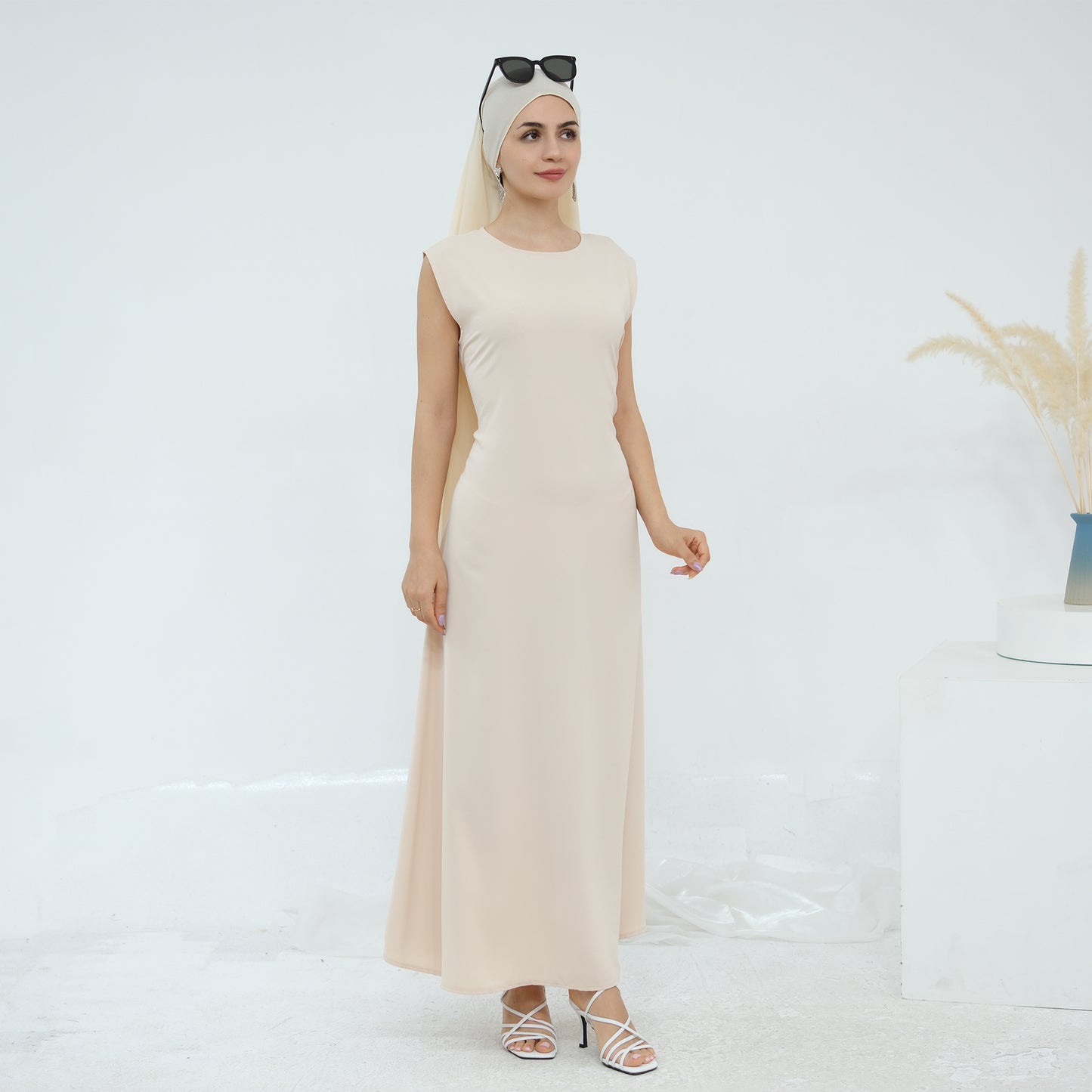 Ribbon Bow Sleeve Two Piece Abaya - Ruby Red