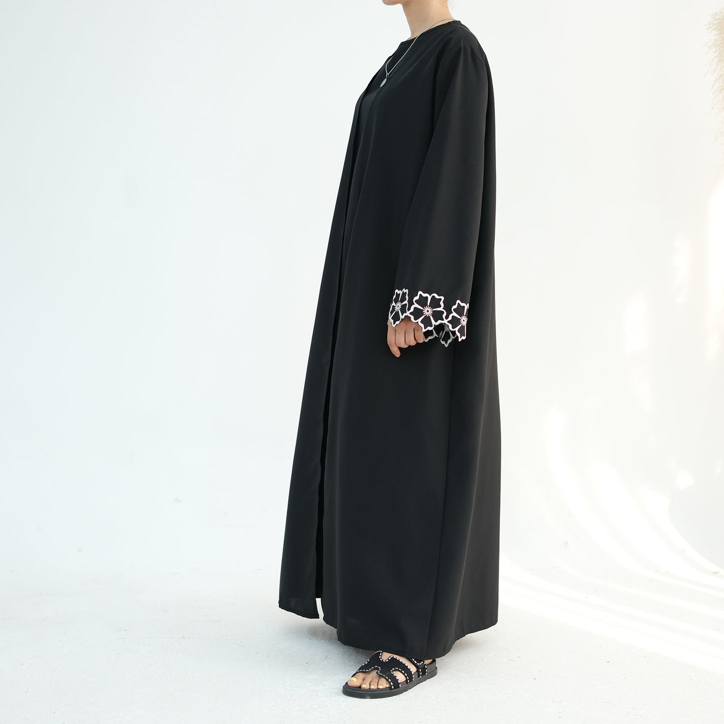 Embroidered Floral-Sleeved Abaya - Black
