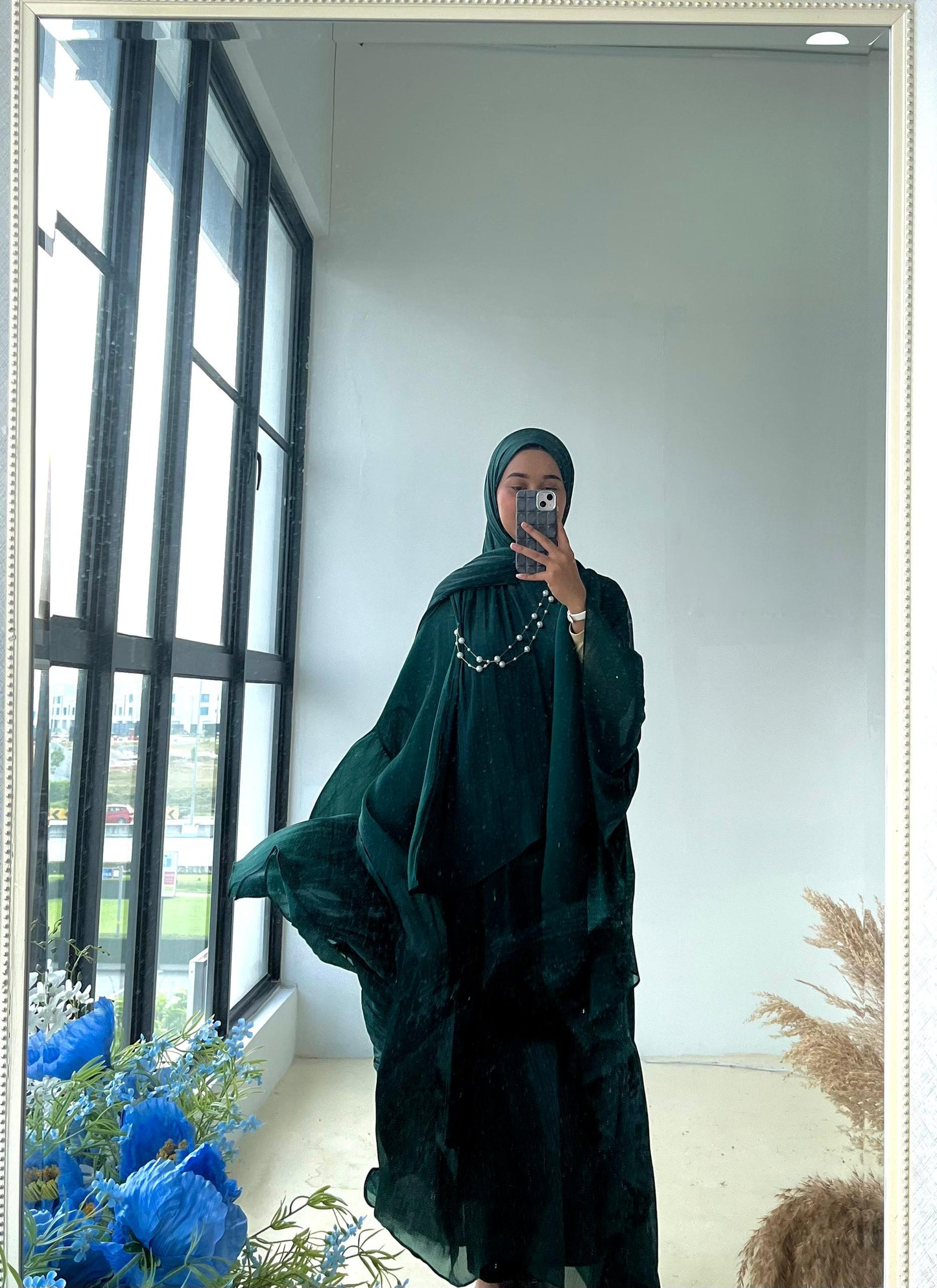 Maya Luna Luxury Abaya + Matching Hijab - Emerald