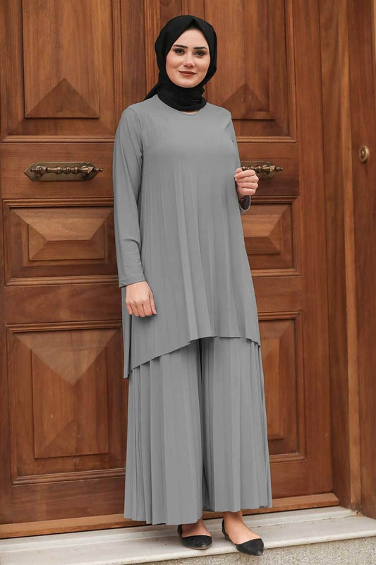 Modest Two-Piece Matching Set With Wide Leg Palazzo Pants - Grey